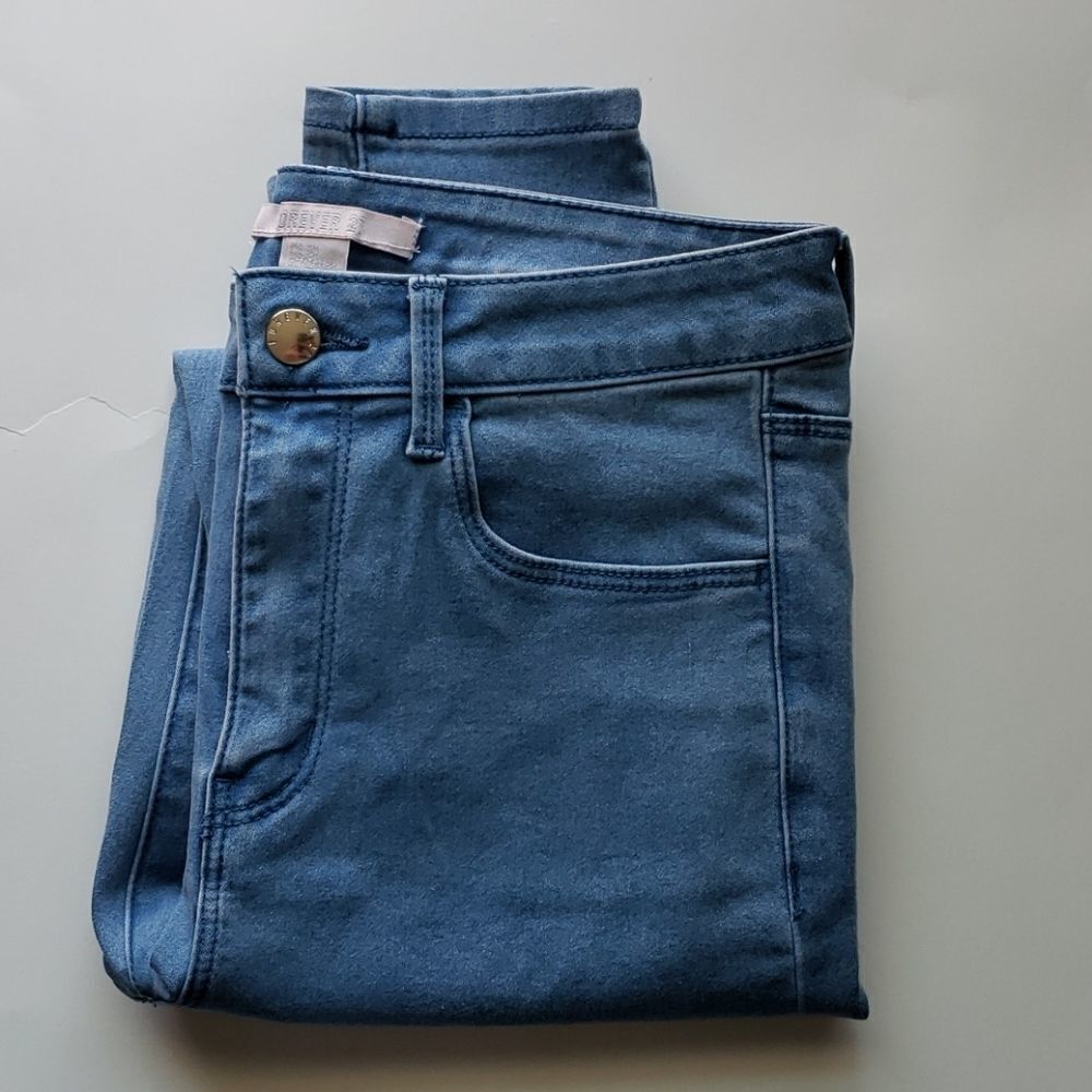 Forever 21 Light Wash Skinny Jeans Size 26